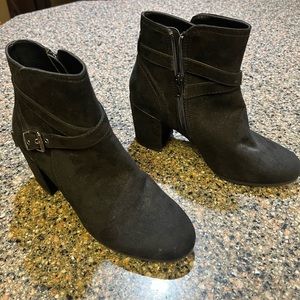 Women’s Madden Girl black velveteen boots. 8.5. Never worn